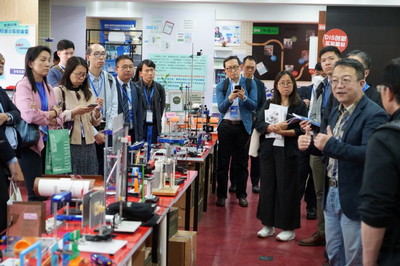 沪港智汇交融,共话STEAM教育新篇章 教学设备的研究开发